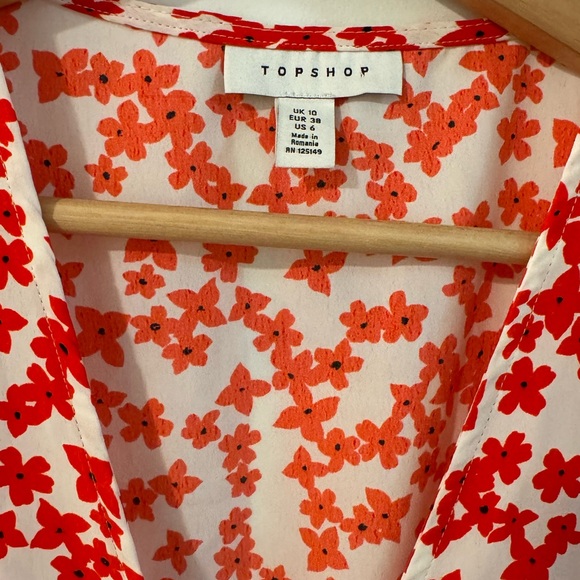 TOPSHOP tie front floral blouse - Picture 5 of 9